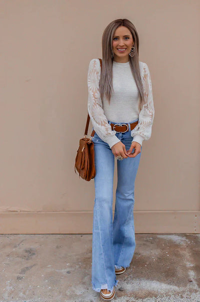 Pullover mit Blumenärmeln | Strukturstrick | Femininer Look