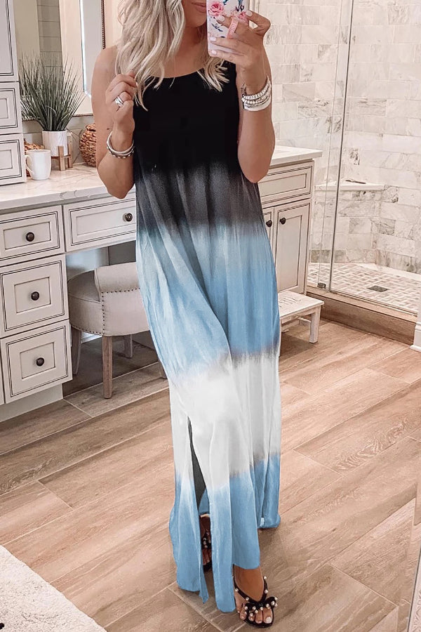 Ella® | Himmelblaues Batik-Maxikleid mit Spaghettiträgern und Schlitz