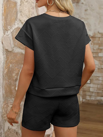 Stella® | Set aus Pullover und Shorts mit Rundhalsausschnitt