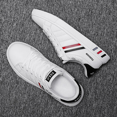 Lässiger Sneaker mit tricolor Streifen