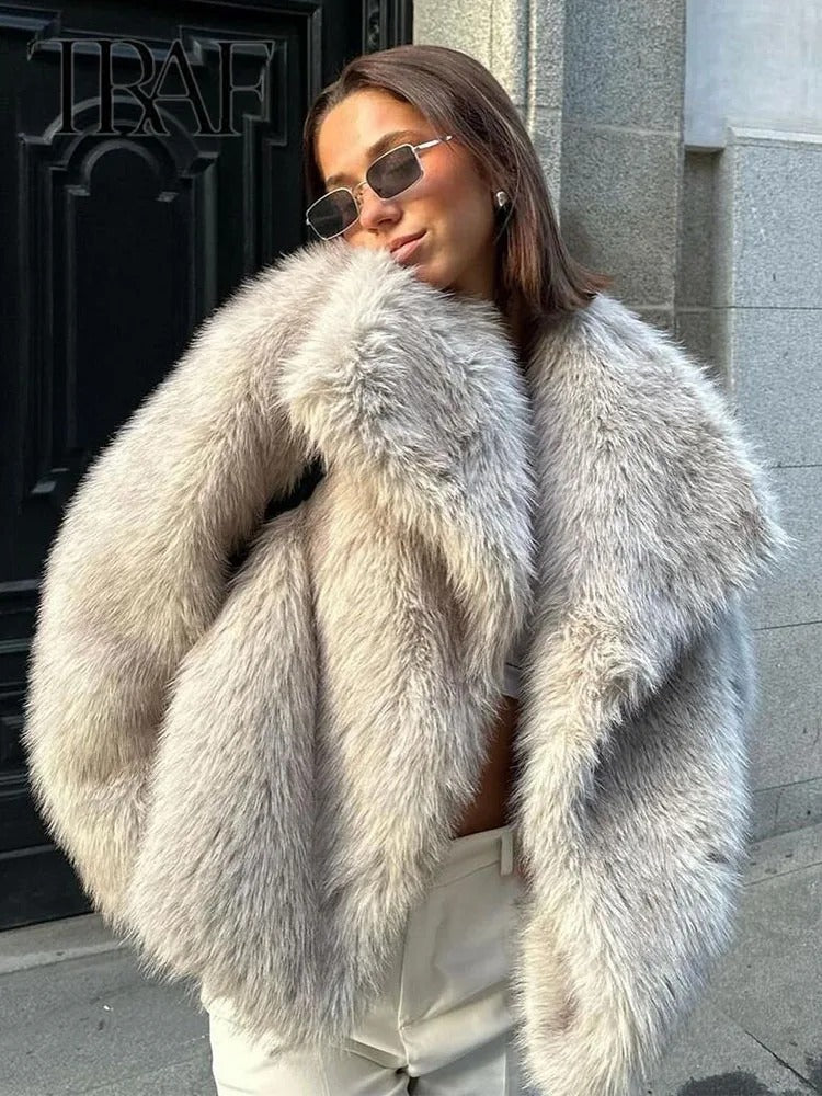 Ayla™ Faux-Fur Jacke