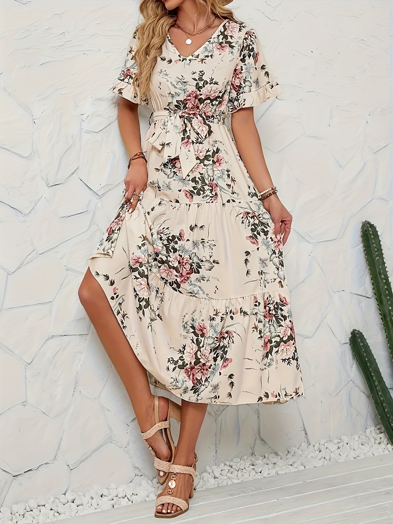 Venna | Elegantes Blumiges Maxikleid