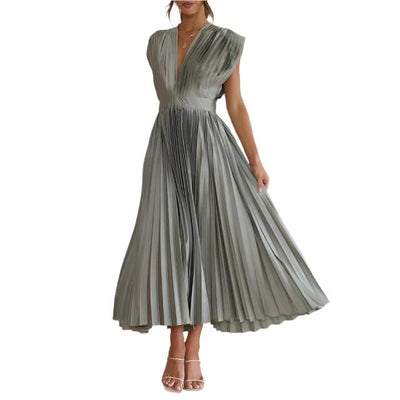 Emma – V-Ausschnitt Damen Plissee-Maxikleid