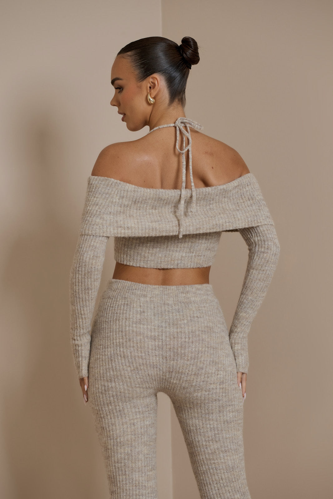 Schulterfreies Strick-Set | Feminine Eleganz & Komfort | Figurbetonter Schnitt