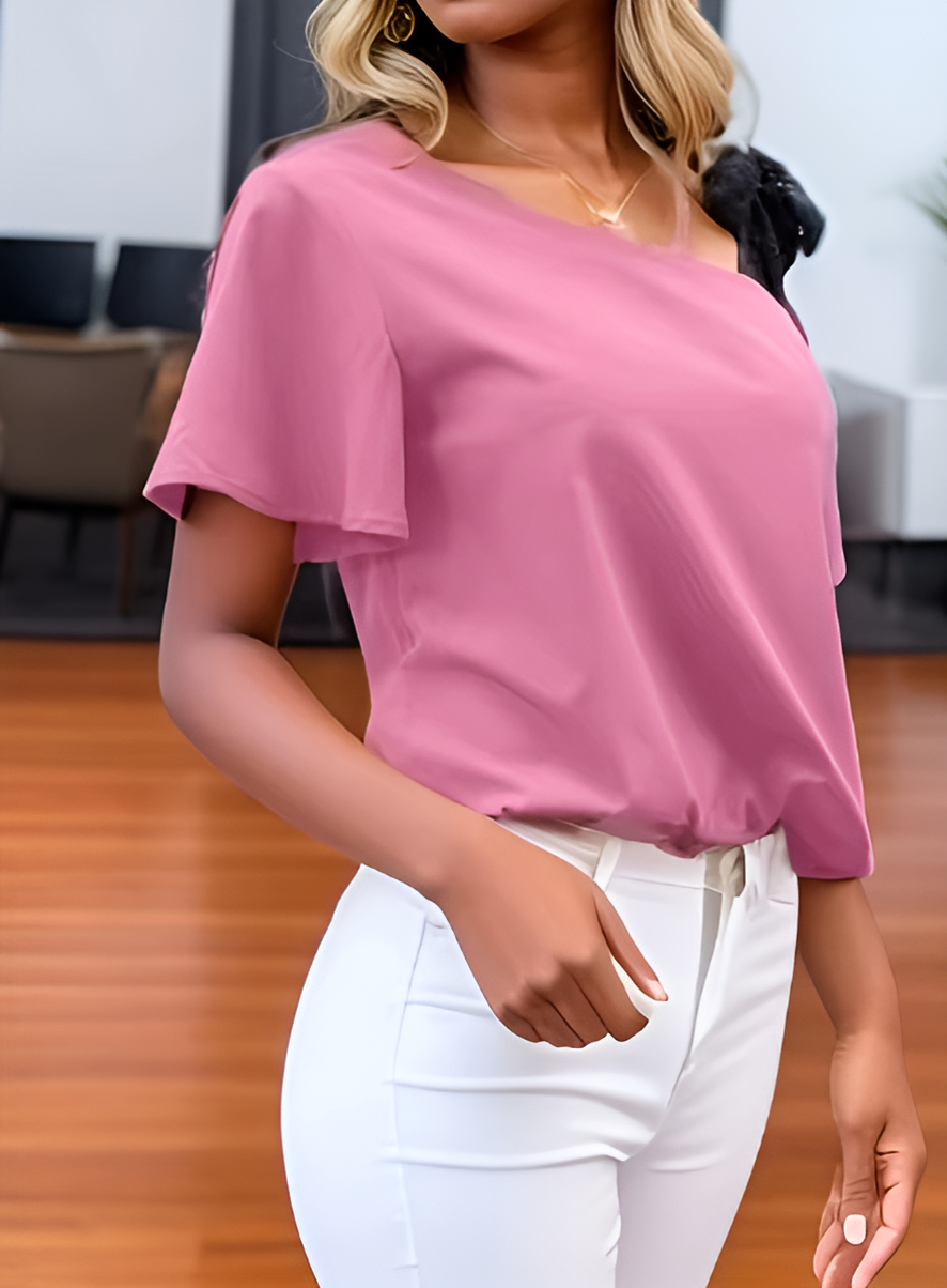 Elke | Trendige Bluse mit Spitzensaum
