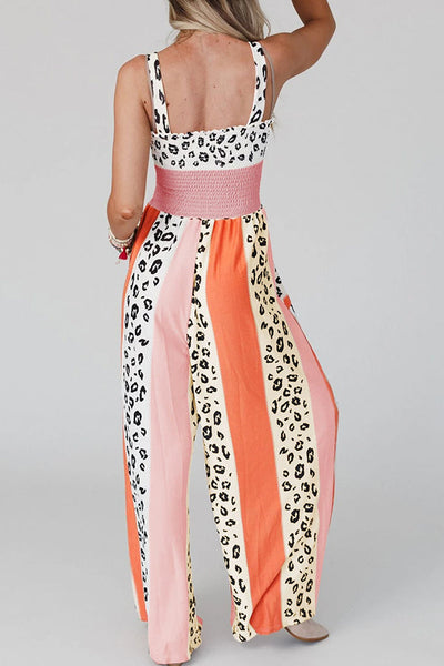 Lilian® | Rosafarbener Jumpsuit mit Leoparden-Farbblock-Mix-Print und Trägern