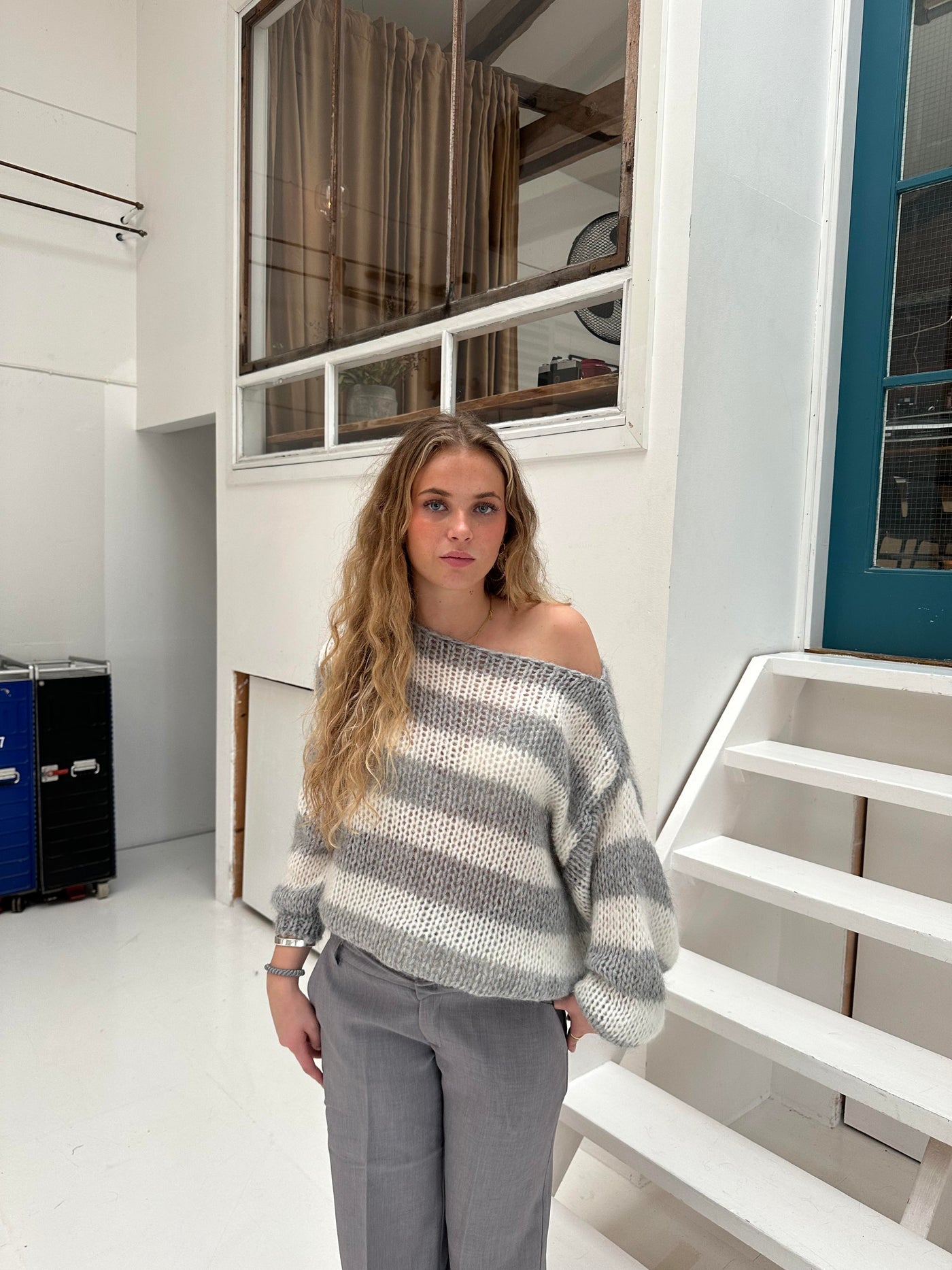 Gestreifter Strickpullover