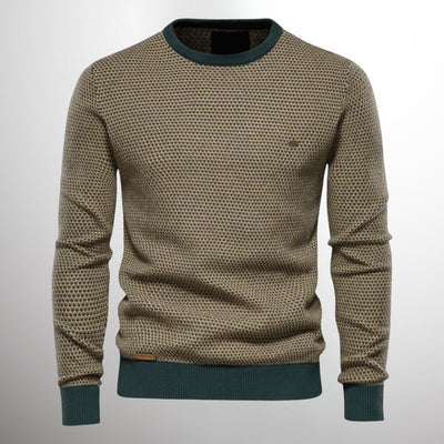 Eleganter und warmer Pullover