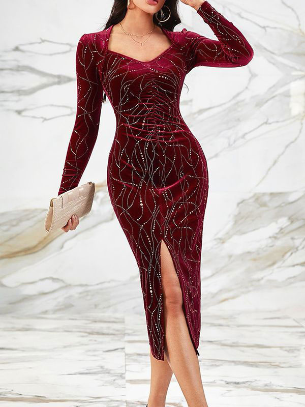Elegantes Samtkleid | Glitzernde Akzente | Figurbetonte Silhouette