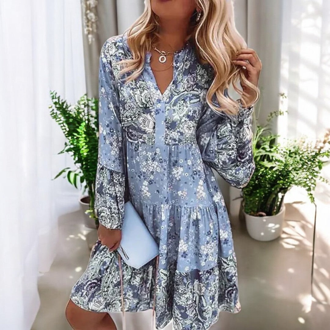 Kleid mit V-Ausschnitt | Stufenrock | Floraler Print