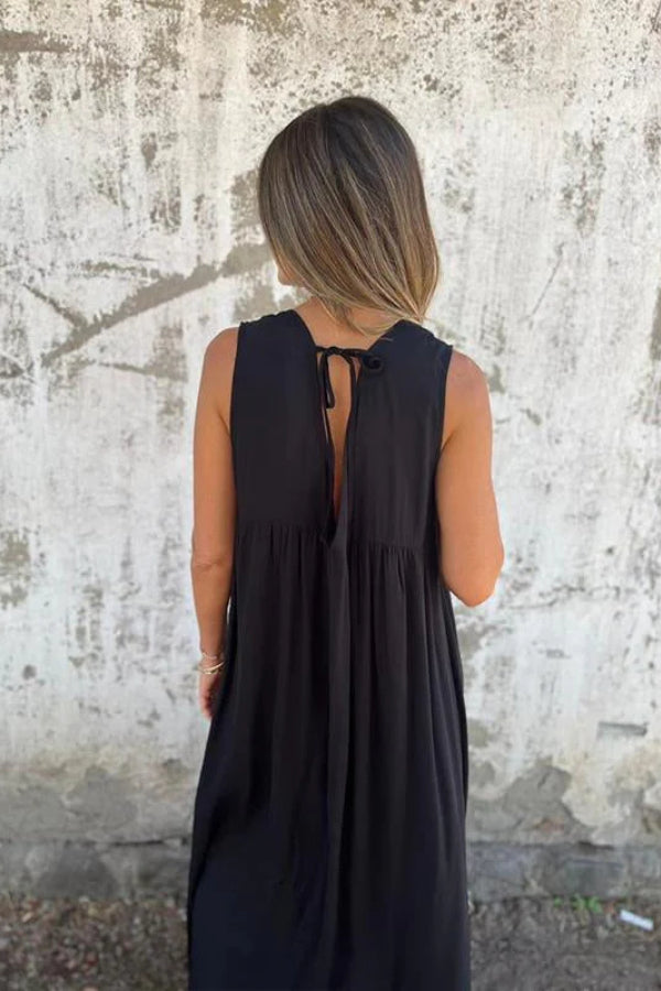Laia® | Ärmelloses schwarzes Spitzenkleid mit V-Ausschnitt