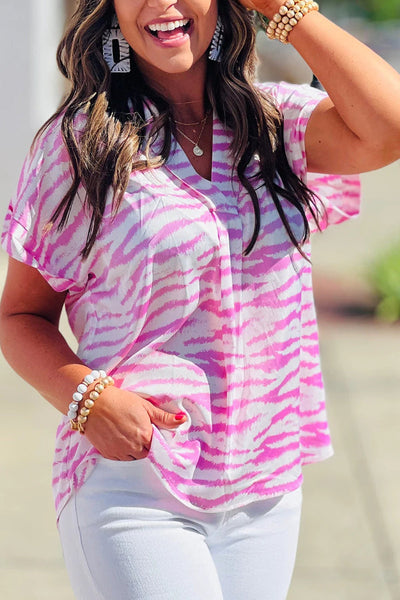 Lucrecia® | Rose Zebra gestreifte Bluse mit V-Ausschnitt und hochgekrempelten Ärmeln