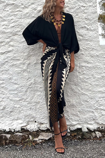Gabriela® | Geraffter Wickel-Maxirock mit Ethno-Print und hoher Taille