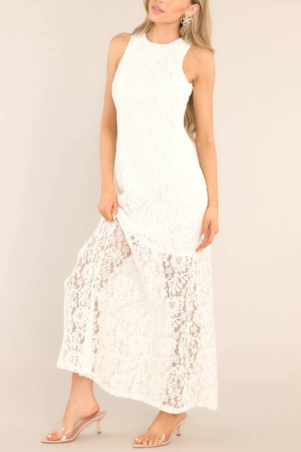 Celia® | Weißes Spitzen-Maxikleid mit unwiderstehlichem Charme