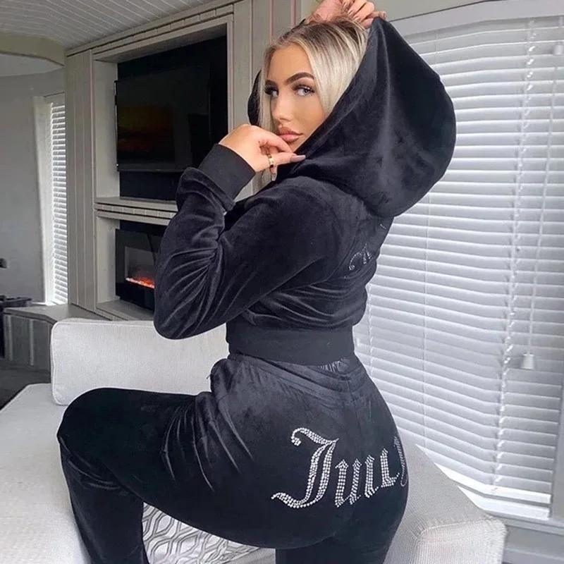 Juicy Damen Trainingsanzug mit Glanz