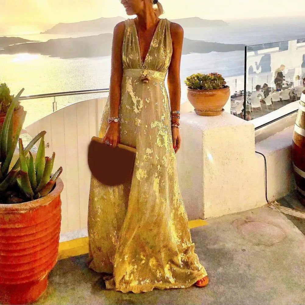 Sofia® | Langes Kleid mit V-Ausschnitt und goldenen Pailletten