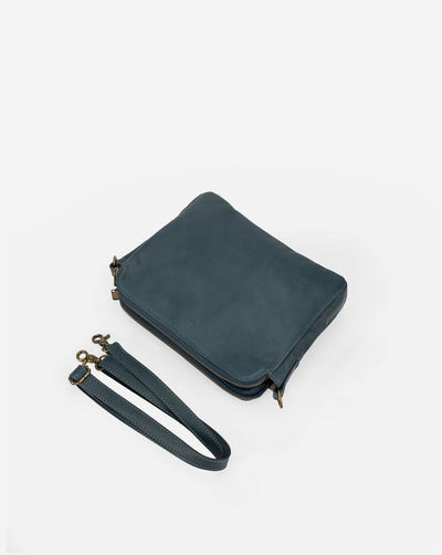 Schultertasche aus weichem Kunstleder | Kompakt & Vielseitig | Zeitlose Eleganz
