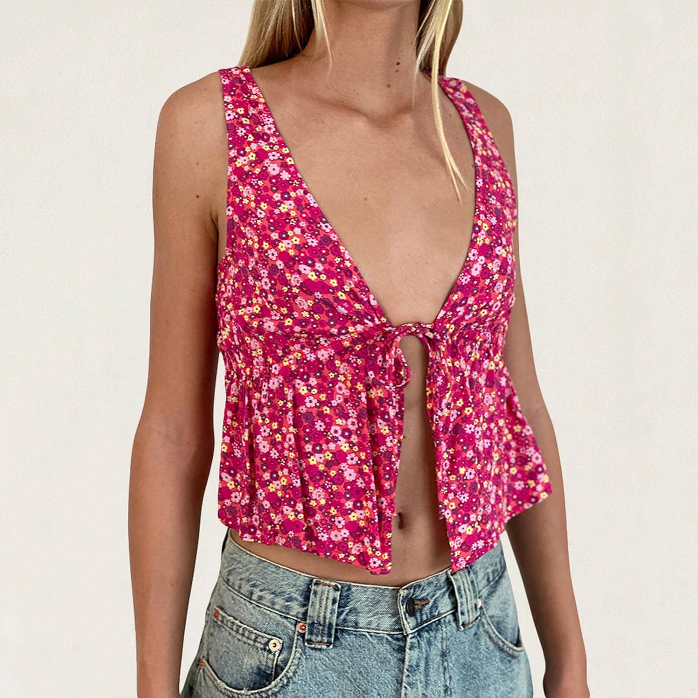 Zenette | Geblümtes Crop Top mit tiefem V-Ausschnitt und Knopfleiste
