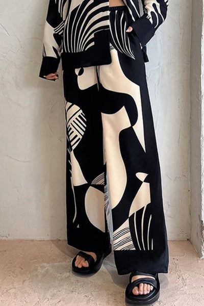 Isabel® | Loses zweiteiliges Set mit schwarz-weiß bedrucktem Revers