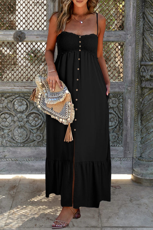 Penélope® | Schwarzes Maxikleid mit gesmokten Knöpfen und Spaghettiträgern
