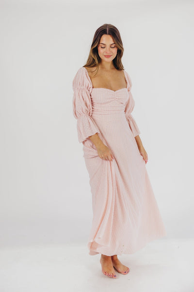 Corrine maxikleid mit gestuften armeln und taschen in ballerina pink - bump friendly