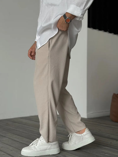 Gemütliche, legere Herrenhose