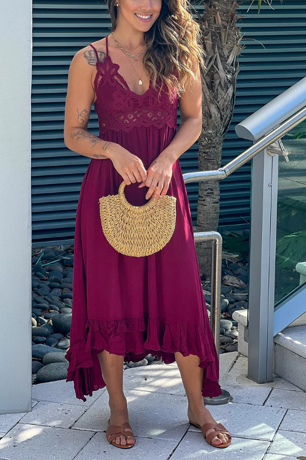 Verónica® | Granatrotes Häkeloberteil-High-Low-Kleid