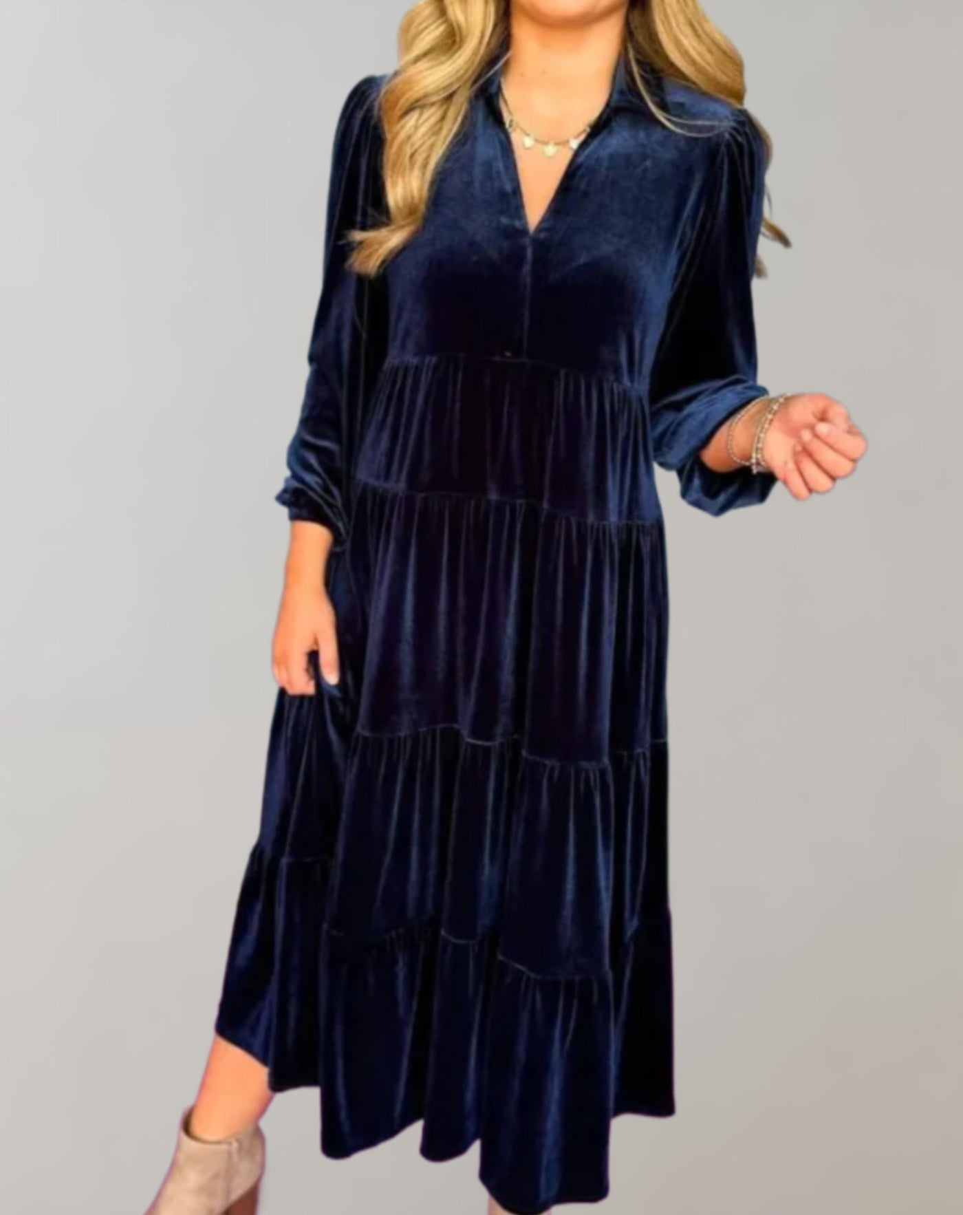 Midikleid aus Samt | Stufen-Design | Elegant und Bequem