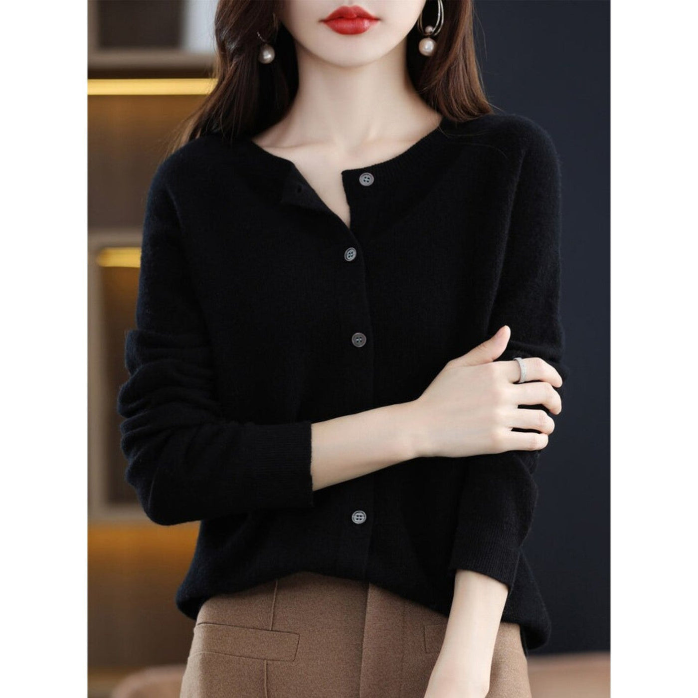 Ilona | Klassische Rundhals-Strickjacke für Damen
