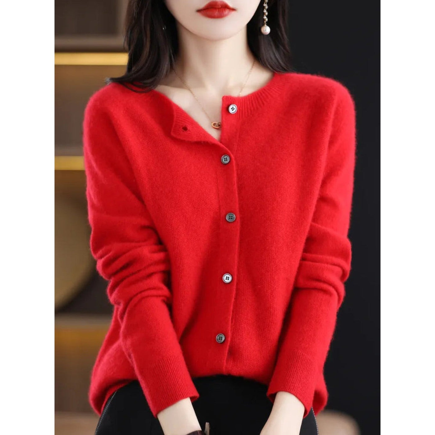 Ilona | Klassische Rundhals-Strickjacke für Damen