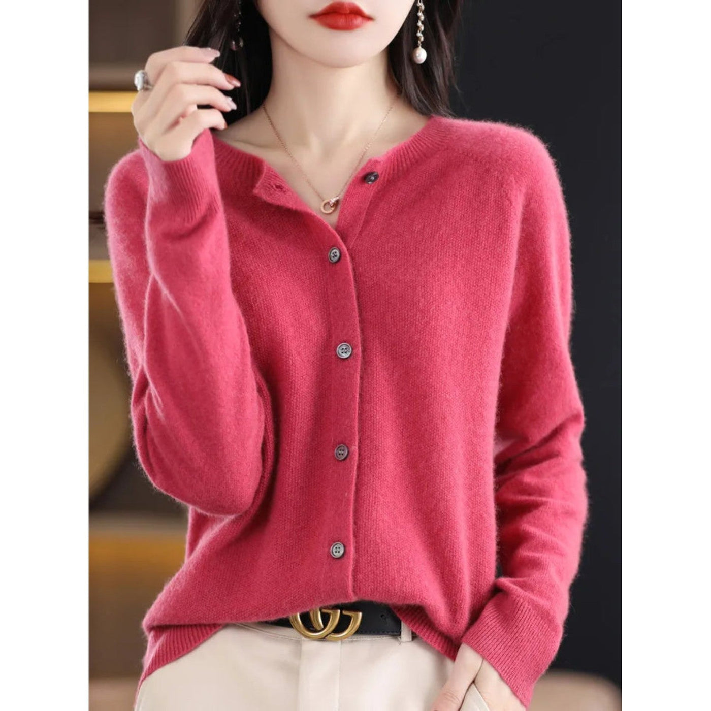 Ilona | Klassische Rundhals-Strickjacke für Damen