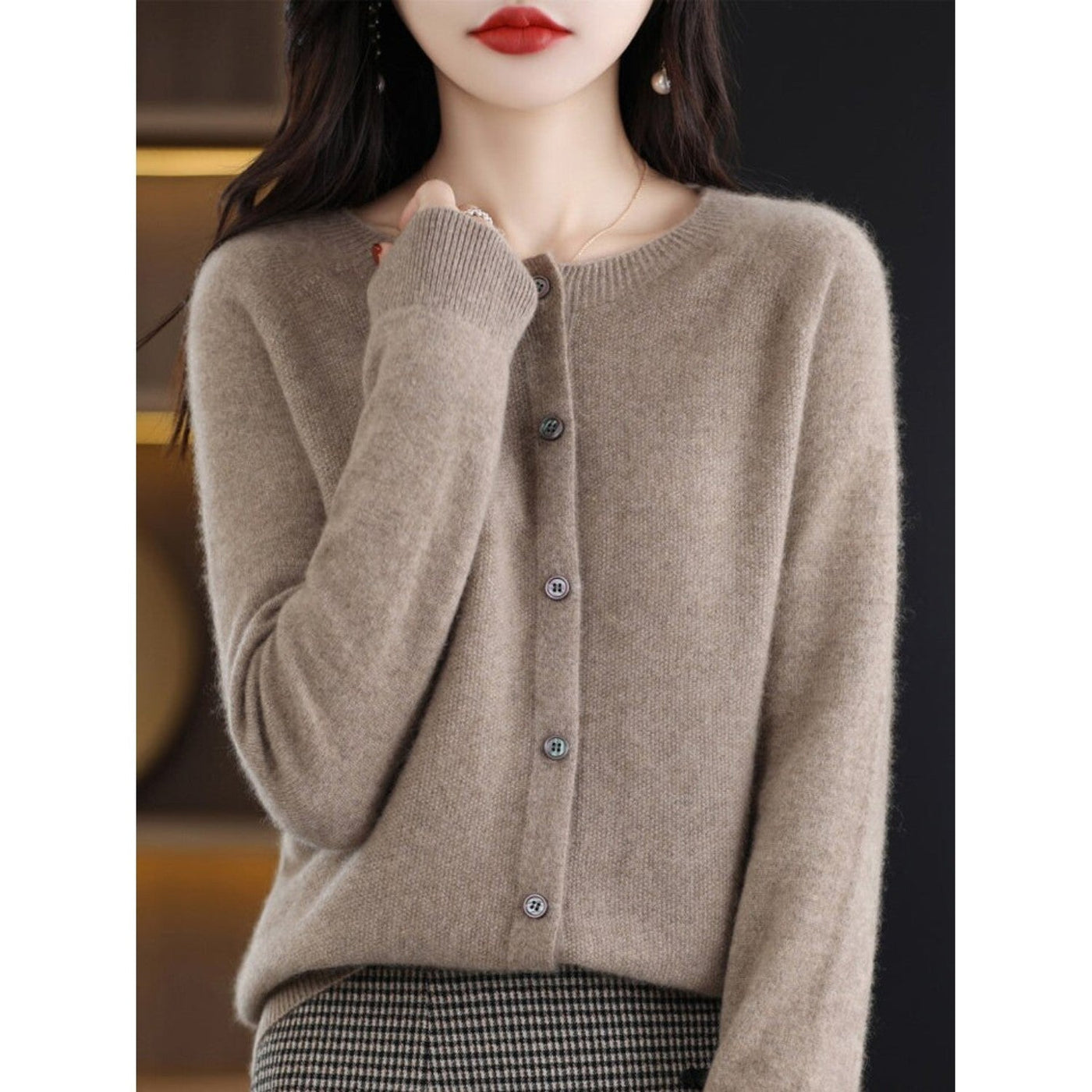 Ilona | Klassische Rundhals-Strickjacke für Damen