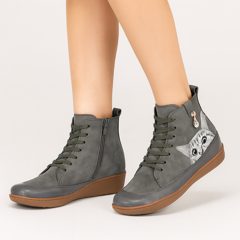 Leonore | Winterstiefel mit Katzenmuster
