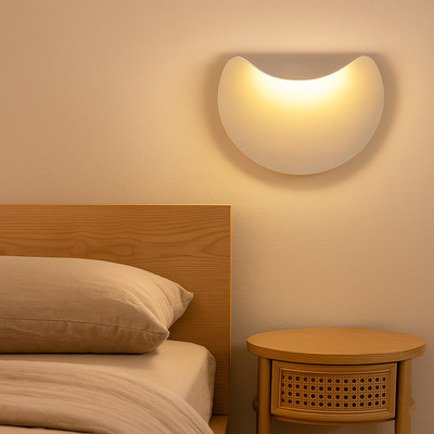LumaGlow – Minimalistische Wandleuchte mit sanftem, umgebendem Licht