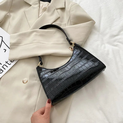 Schultertasche in Kroko-Optik | Kompakt & Elegant | Edler Hingucker