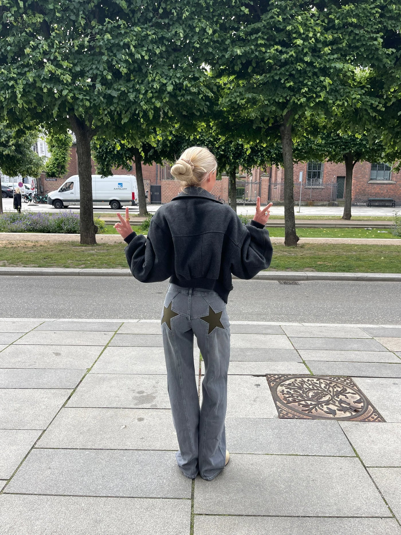 Emily | Loose Fit Jeans mit Sternen