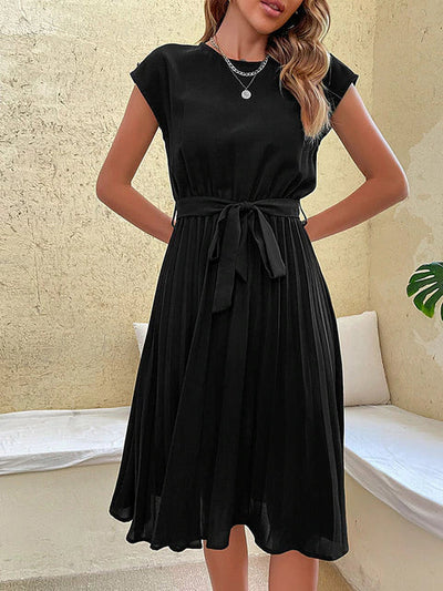 Jas - Kurzärmeliges plissiertes lässiges Minikleid für den Sommer 2024