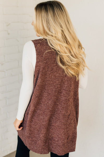 Langer Strick-Westenpullover | V-Ausschnitt | Gemütlich und Modern