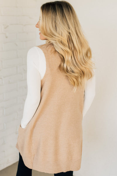 Langer Strick-Westenpullover | V-Ausschnitt | Gemütlich und Modern