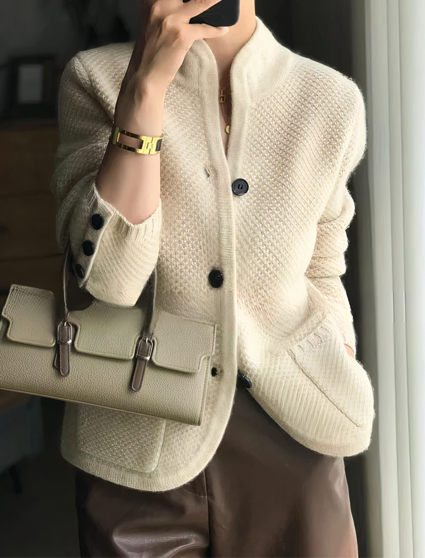 Helga | Kaschmir-Strickjacke mit Knopfleiste