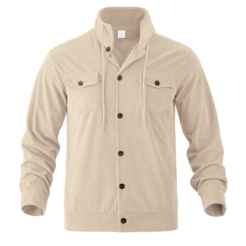 Herrenjacke mit Knöpfen und Brusttaschen