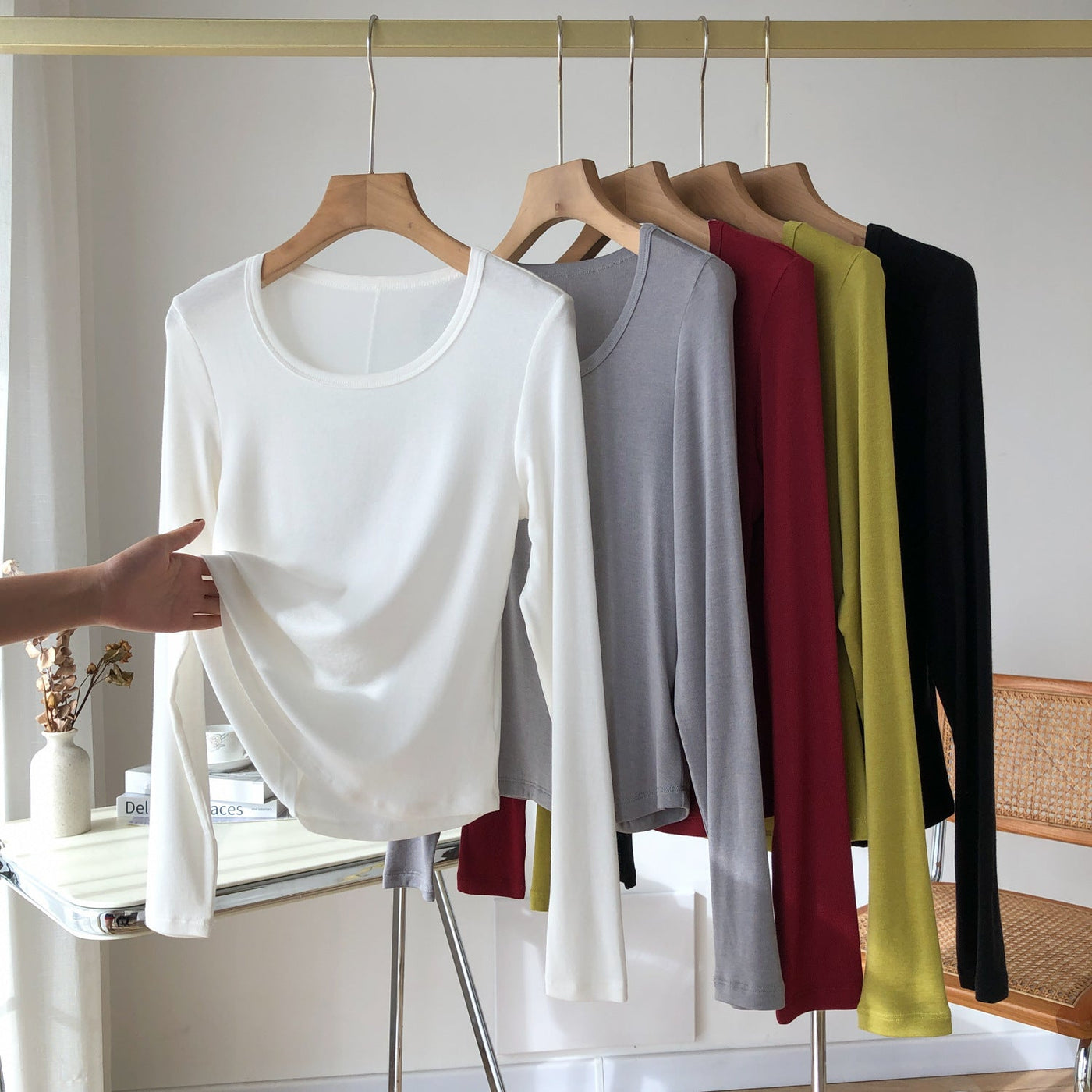 Femme Langarm Essential Rundhalsausschnitt Top Heidi-Mode
