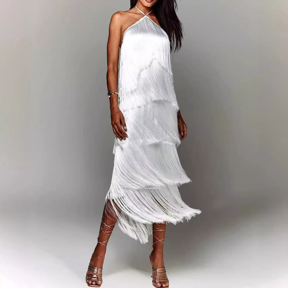 Neckholder-Kleid mit Fransen | Mehrlagiges Design | Eleganter Schwung