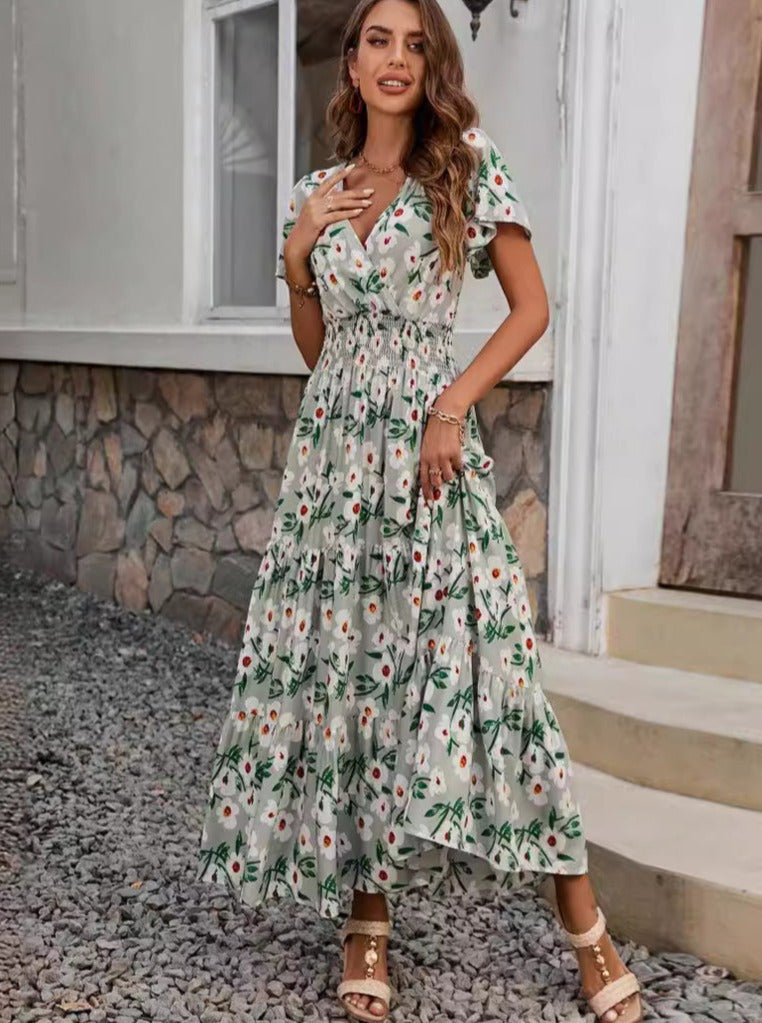 Suzette® | Ausgestelltes Kleid mit Blumendruck und V-Ausschnitt