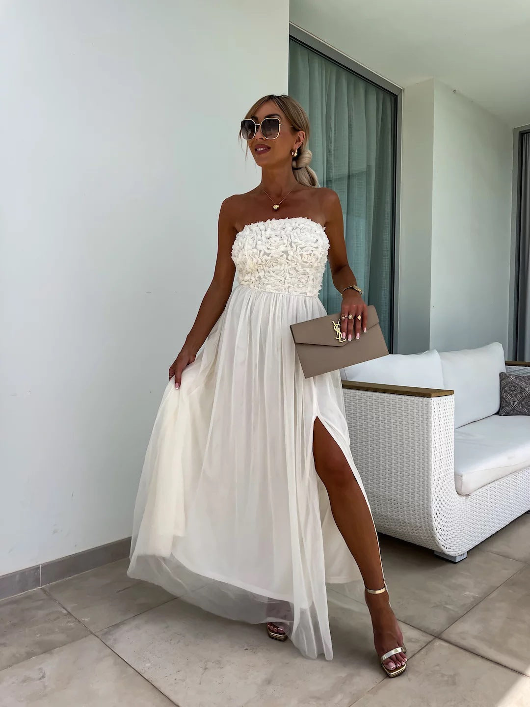 Stacey® | Elegantes trägerloses langes Blumenkleid