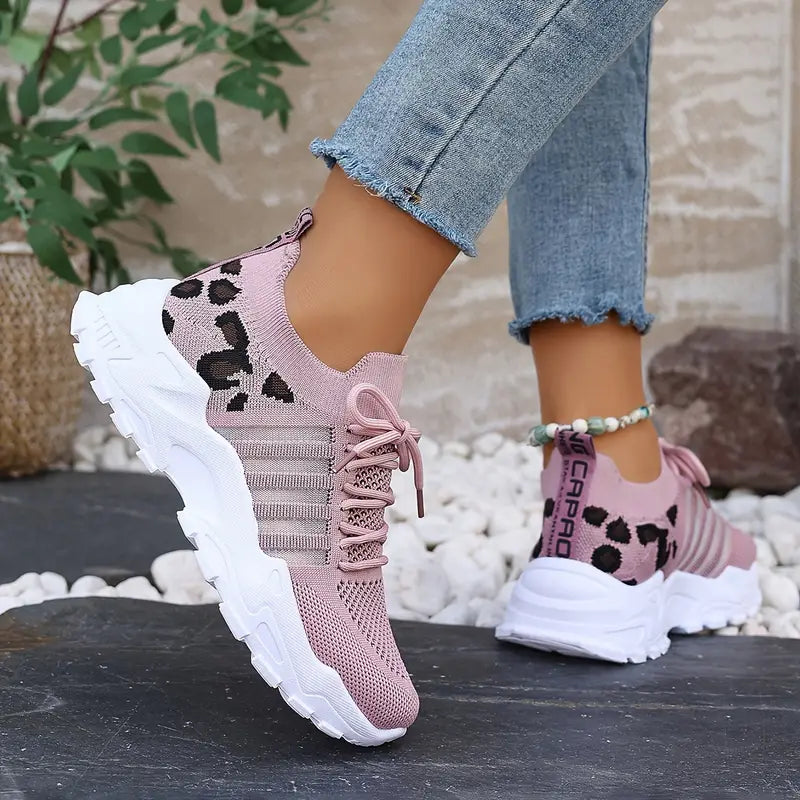 Heidi-Mode | Atmungsaktive, Schnür-Laufschuhe Pantherdruck