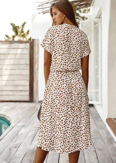 Bequemes Bedrucktes Sommerkleid
