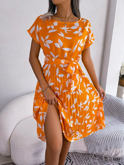 Plisseekleid mit Taillengürtel | Florales Muster | Elegante Silhouette