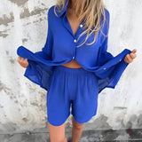 Blau