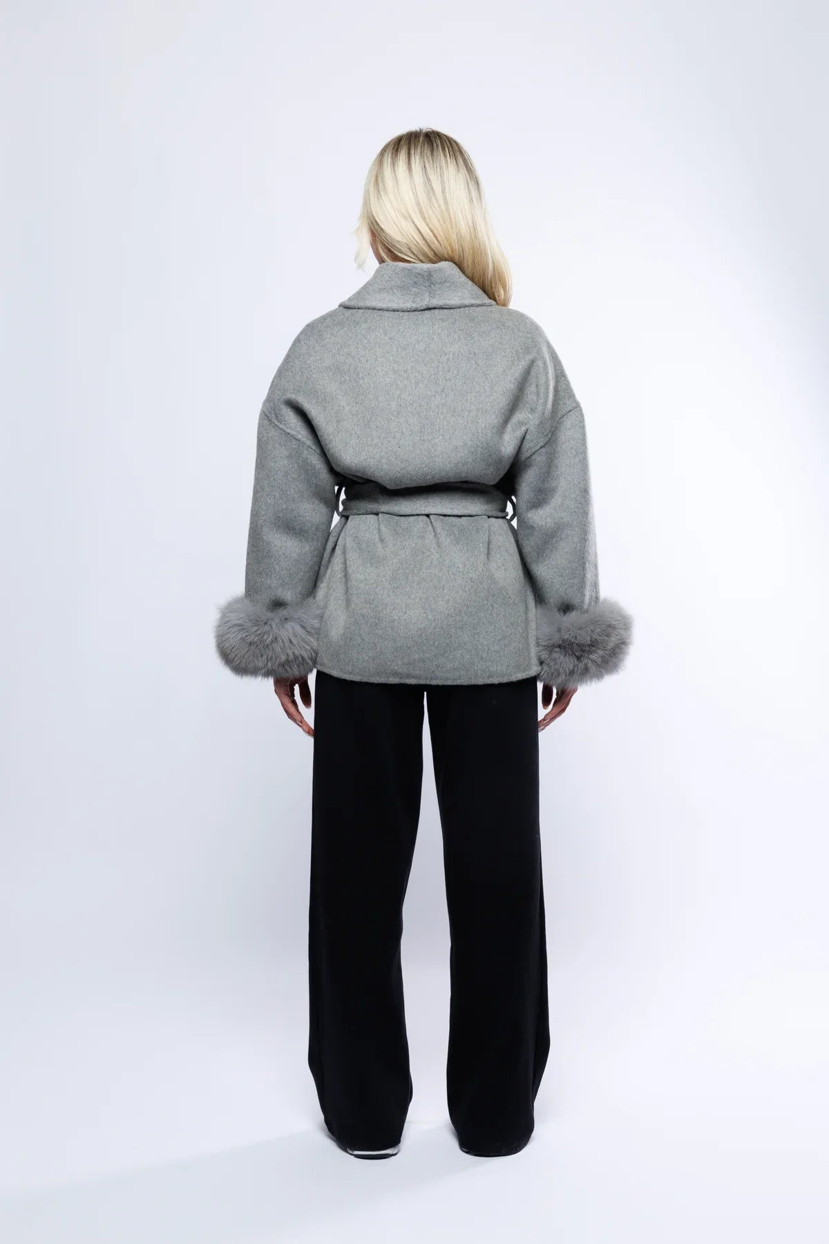 Luxuriöser Damen Wickelmantel